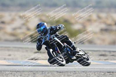 media/Dec-07-2025-CVMA (Sun) [[3e7d2de5dc]]/Race 12- Formula 40 MW and LW/